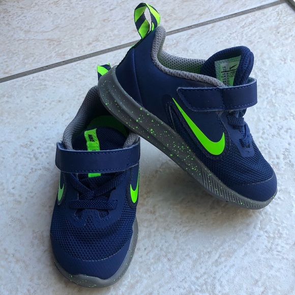 russell wilson shoes